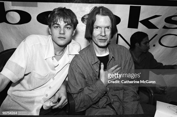 American actor Leonardo DiCaprio and American poet, author and musician Jim Carroll pose for a photo in 1995 in New York City, New York