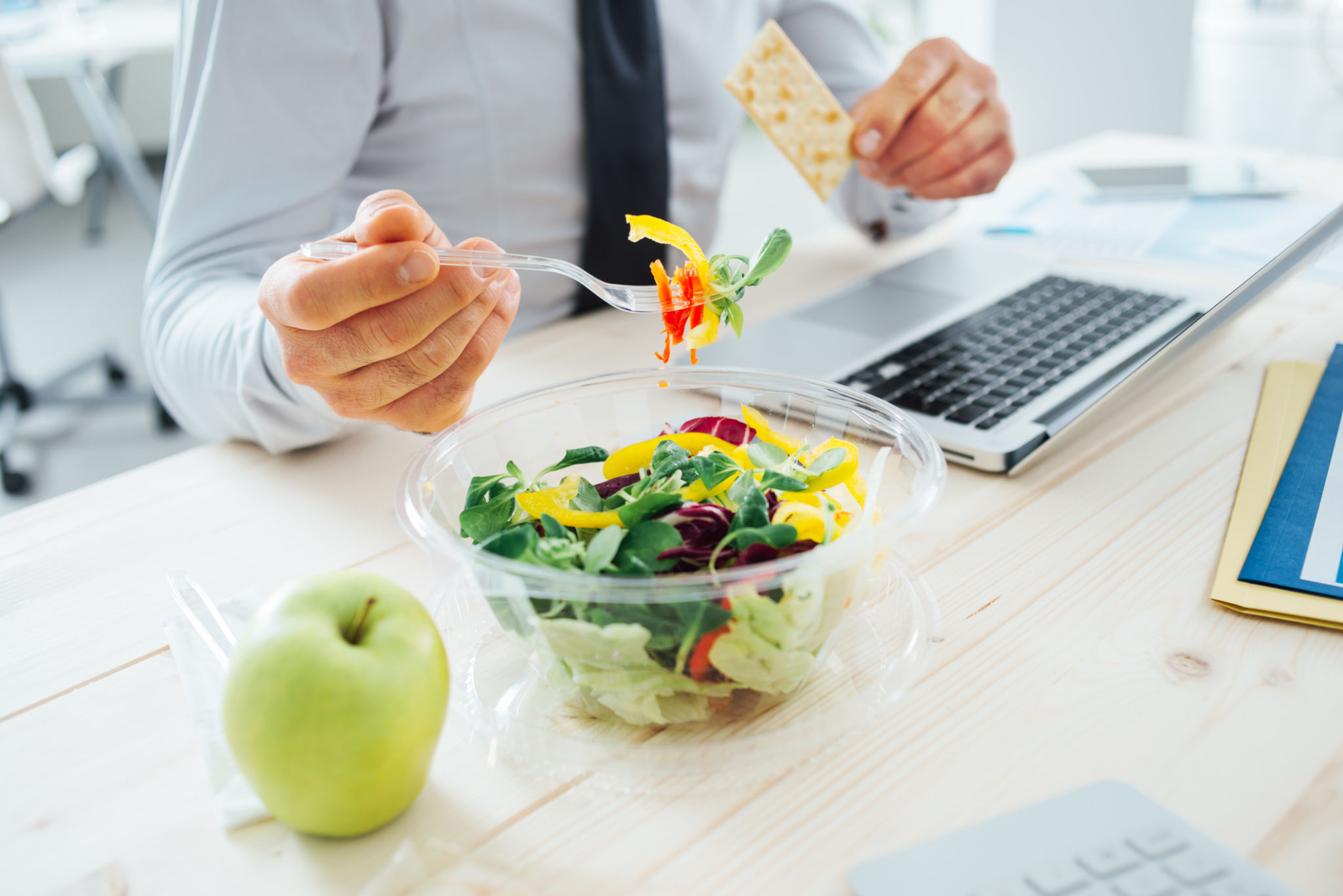 healthy workplace snacks