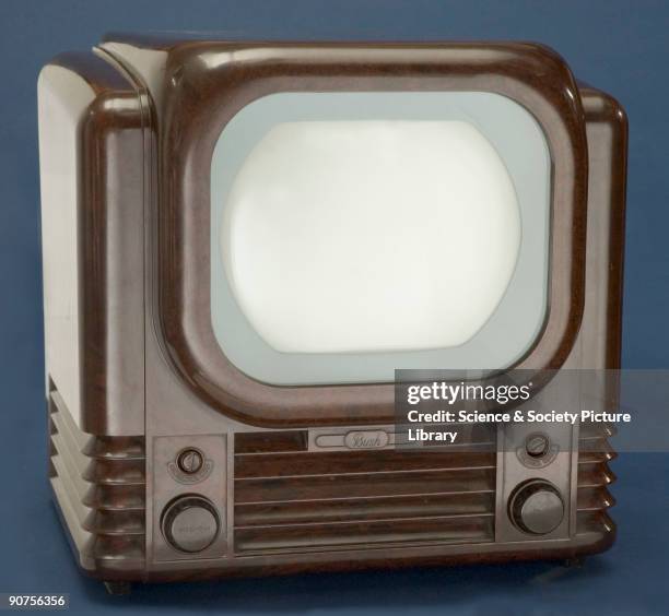 Featuring a 9-inch screen the Bush TV22 was first made in 1950. It remained in production for several years, and in 1955 a Band III converter was...