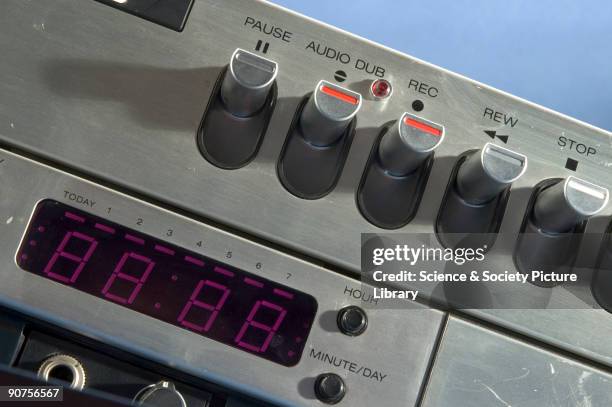 Vhs Machine Rear 45 Vhs Machine Stock Photos, High-Res Pictures, and Images - Getty Images