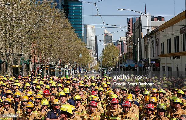 Firefighter Rally Australian Fire Fighters Photos and Premium High Res Pictures - Getty ...