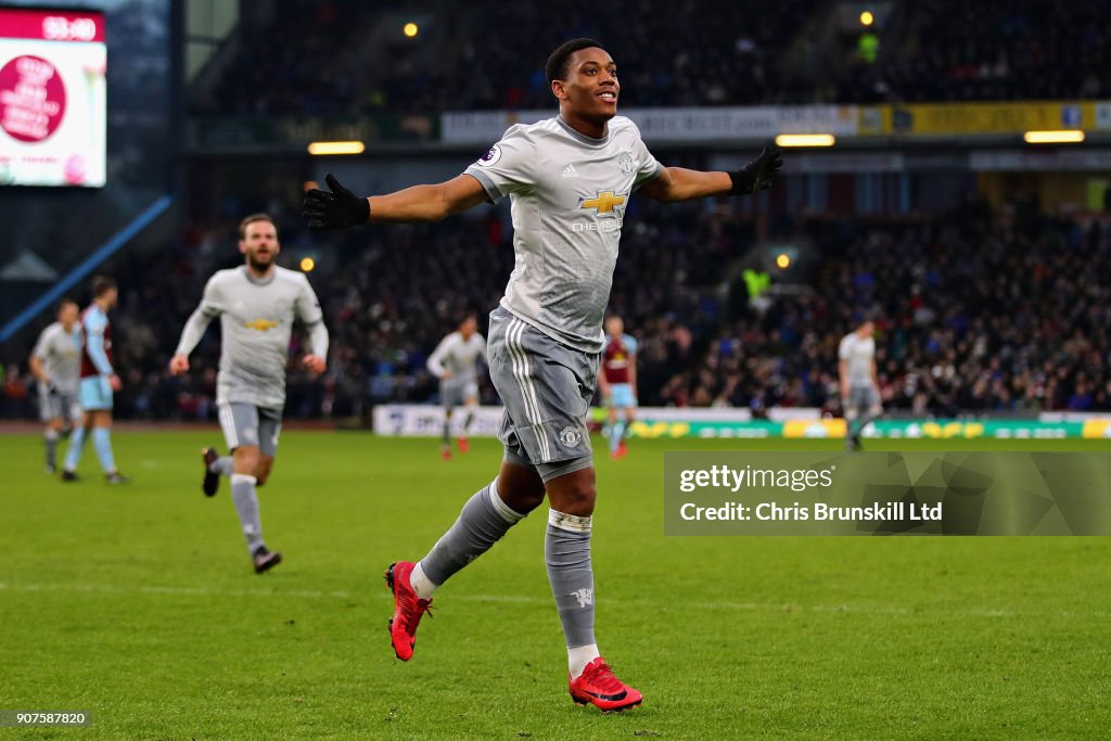 Burnley v Manchester United - Premier League