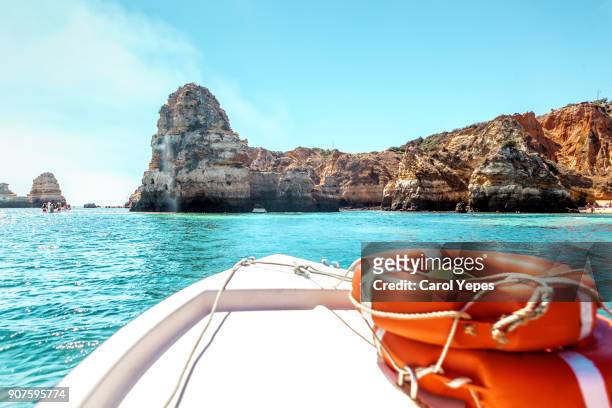 algarve: boat trip to ponta da piedade, lagos portugal - ponta da piedade stock pictures, royalty-free photos & images