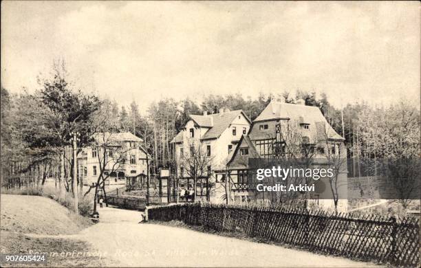 Ak Stadtroda an der Roda Thüringen, Blick auf Villen am Walde, Fachwerk, Zaun