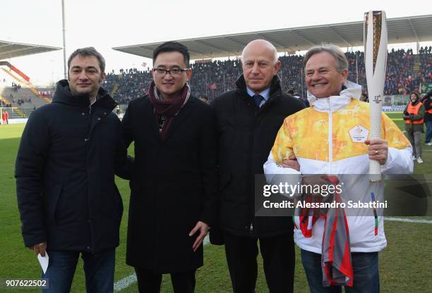 Jiang Lizhang president of Parma calcio and Paolo Rossi of US Cremonese pose before the serie B match between US Cremonese and Parma FC at Stadio...