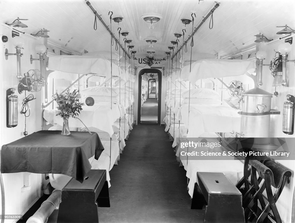 Inside an ambulance train, First World War, 5 April 1918.