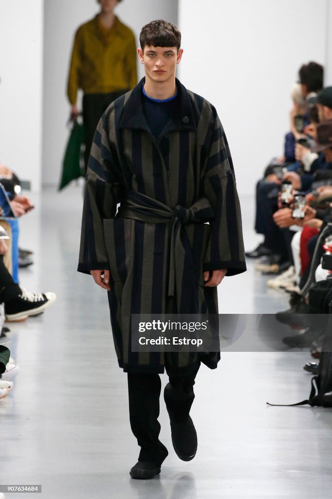 Issey Miyake Men : Runway - Paris Fashion Week - Menswear F/W 2018-2019