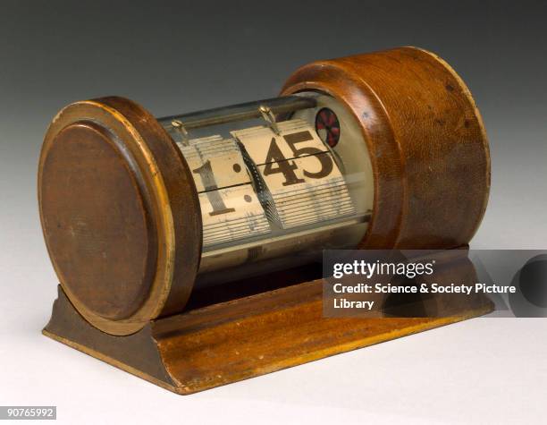 Synchronous Motor Clocks Synchronous Motors Photos and Premium High Res Pictures - Getty Images