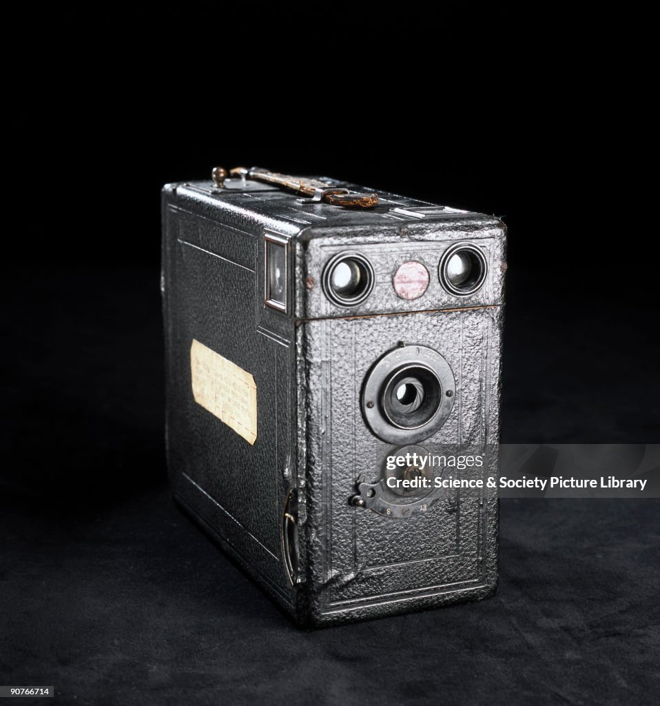 Quarter-plate Midg camera, c 1912.