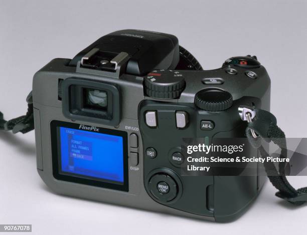 Digital camera made by Fuji which has 6.0 Megapixel output, a 1.8 TFT colour screen and four programmed exposure modes - Auto, Portrait, Scene and...