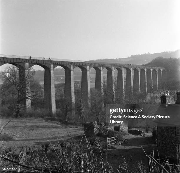 Ruabon Library 27 Wrexham Library Stock Photos, High-Res Pictures, and Images - Getty ...