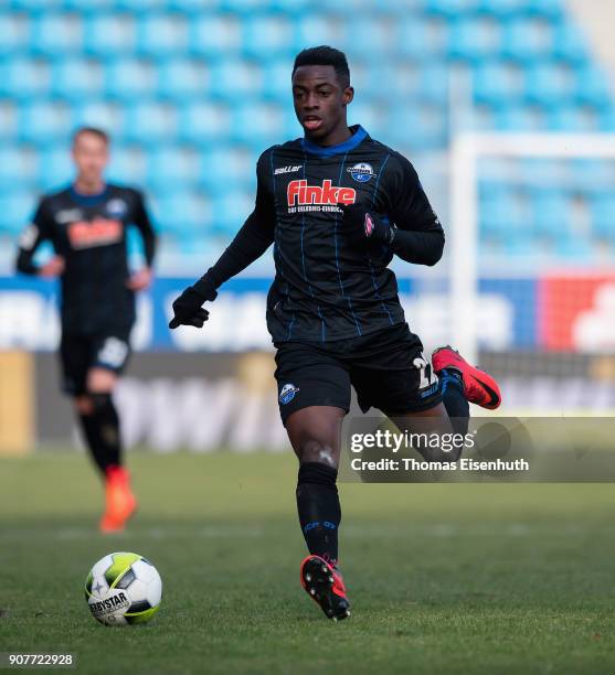 Christopher Antwi-Adjej of Paderborn plays the ball during the 3. Liga match between Chemnitzer FC and SC Paderborn 07 at community4you ARENA on...