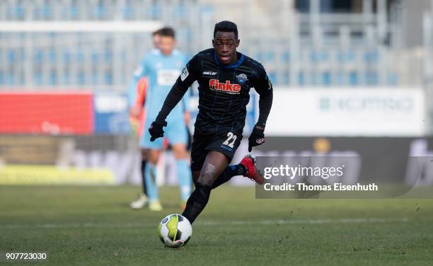 Christopher Antwi-Adjej of Paderborn plays the ball during the 3. Liga match between Chemnitzer FC and SC Paderborn 07 at community4you ARENA on...