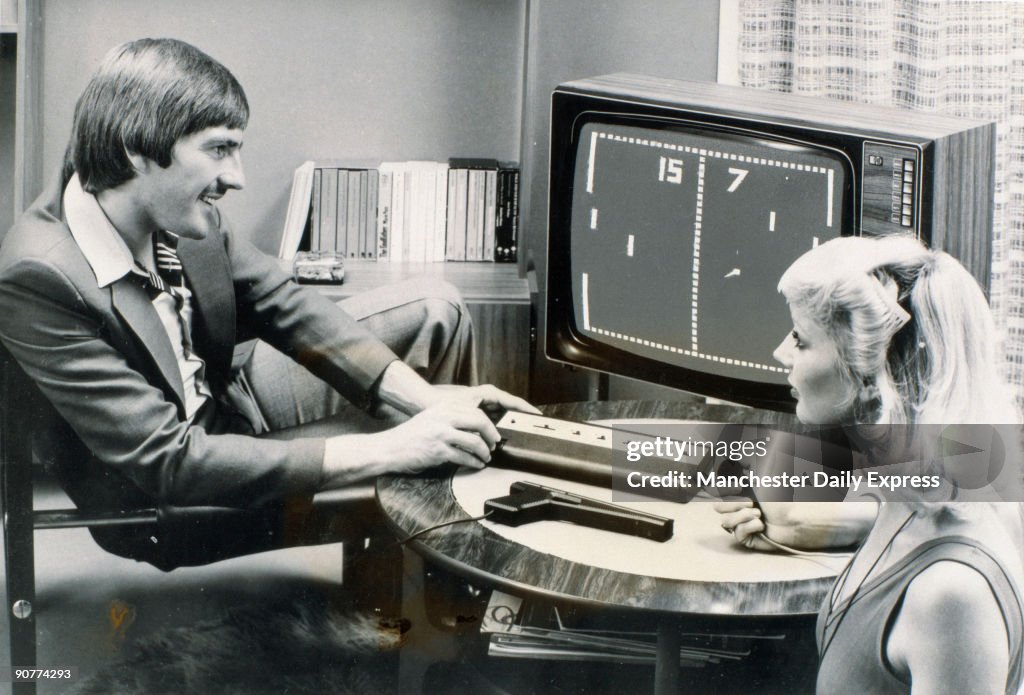 Steve Heighway playing Pong, 26 September 1977.