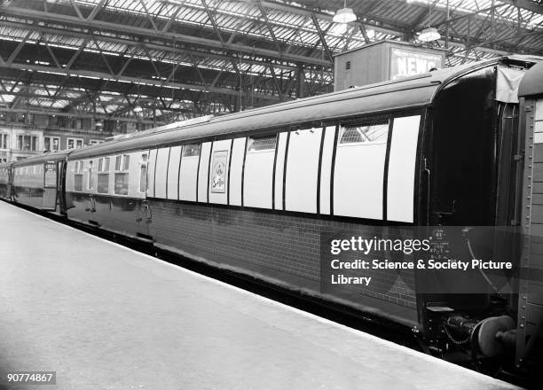The "Jolly Tar" tavern car, 1949., News Photo