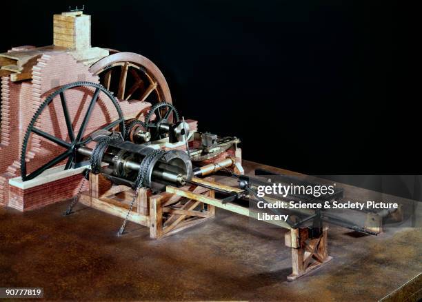 Python Machine Wilson Iron Works Cast Iron Wheel Photos and Premium High Res Pictures - Getty Images