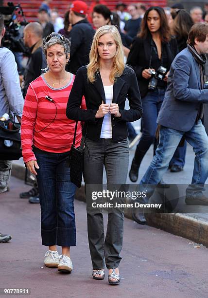 Sara Paxton filming on location for "The Beautiful Life: TBL" on the streets of Manhattan on September 14, 2009 in New York City.