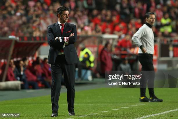 Benficas head coach Rui Vitoria from Portugal during the Premier League 2017/18 match between SL Benfica v GD Chaves, at Luz Stadium in Lisbon on...