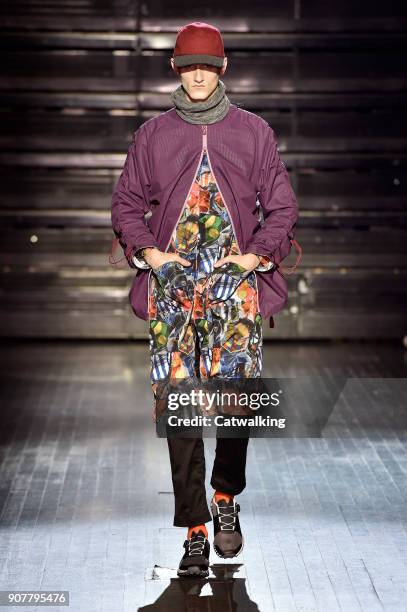 Model walks the runway at the White Mountaineering Autumn Winter 2018 fashion show during Paris Menswear Fashion Week on January 20, 2018 in Paris,...