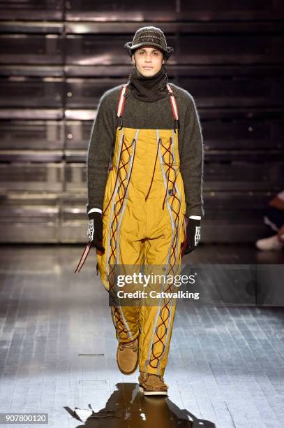 Model walks the runway at the White Mountaineering Autumn Winter 2018 fashion show during Paris Menswear Fashion Week on January 20, 2018 in Paris,...