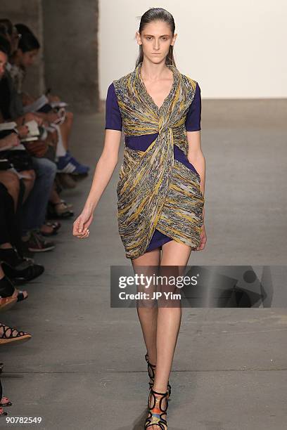 Model walks the runway wearing Thakoon Spring 2010 during Mercedes-Benz Fashion Week at Eyebeam on September 14, 2009 in New York City.