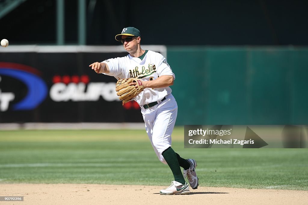 Chicago White Sox v Oakland Athletics