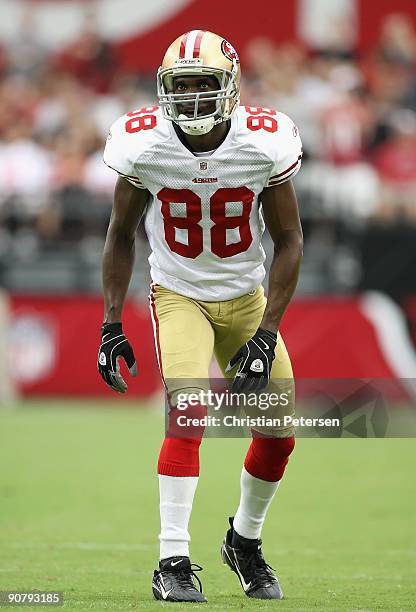 Wide receiver Isaac Bruce of the San Francisco 49ers during the NFL game against the Arizona Cardinals at the Universtity of Phoenix Stadium on...