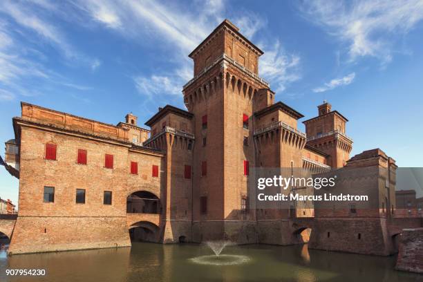 estense castle, ferrara, italy - ferrara stock pictures, royalty-free photos & images
