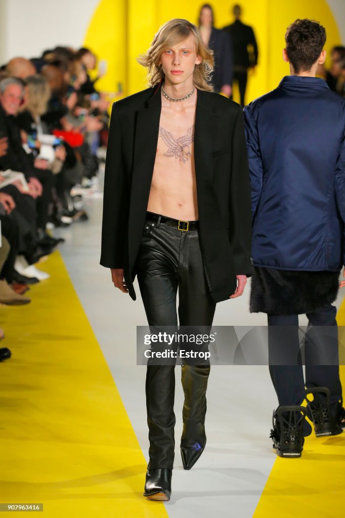 Maison Margiela : Runway - Paris Fashion Week - Menswear F/W 2018-2019