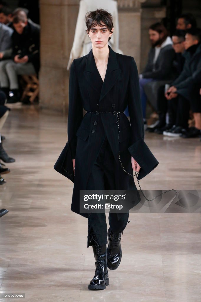Ann Demeulemeester : Runway - Paris Fashion Week - Menswear F/W 2018-2019