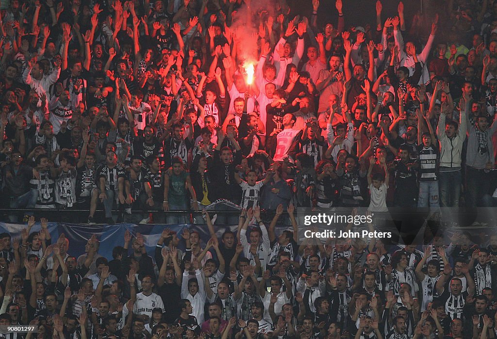 Besiktas v Manchester United - UEFA Champions League