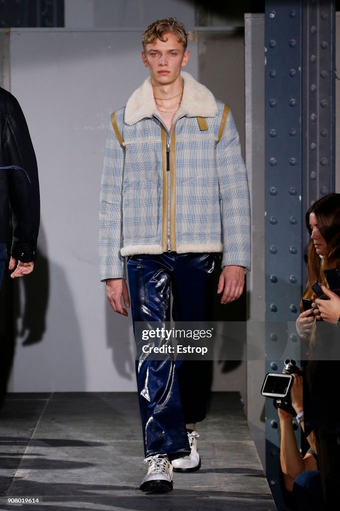 Acne Studios : Runway - Paris Fashion Week - Menswear F/W 2018-2019