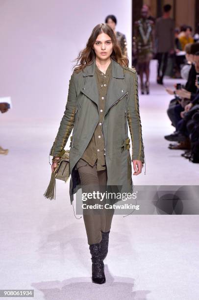 Model walks the runway at the Balmain Homme Autumn Winter 2018 fashion show during Paris Menswear Fashion Week on January 20, 2018 in Paris, France.