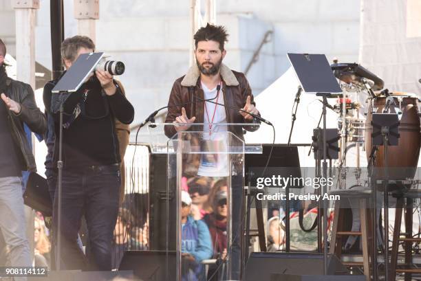 Adam Scott attends Women's March Los Angeles 2018 on January 20, 2018 in Los Angeles, California.