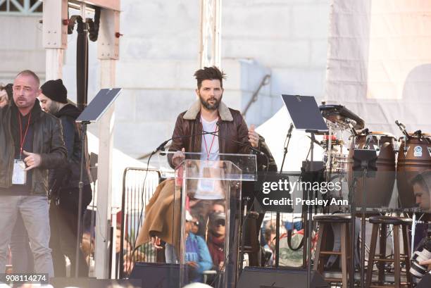 Adam Scott attends Women's March Los Angeles 2018 on January 20, 2018 in Los Angeles, California.