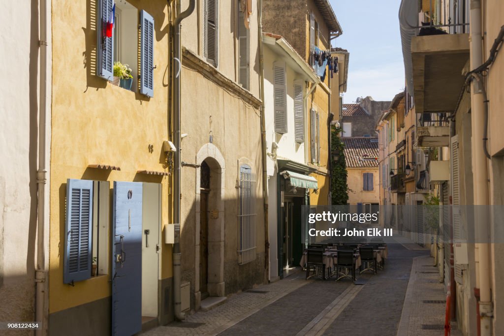 Cassis street scene