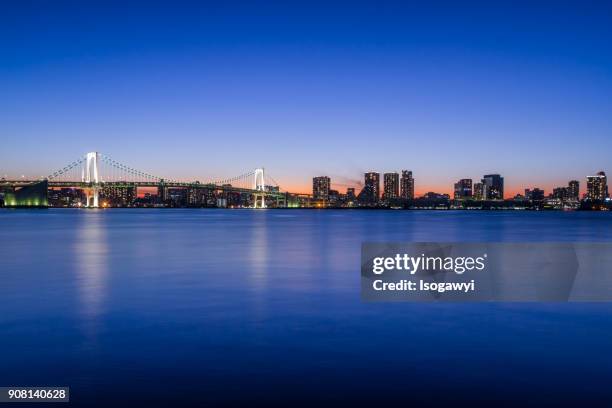 tokyo city skyline at twilight - tokyo bay stock pictures, royalty-free photos & images