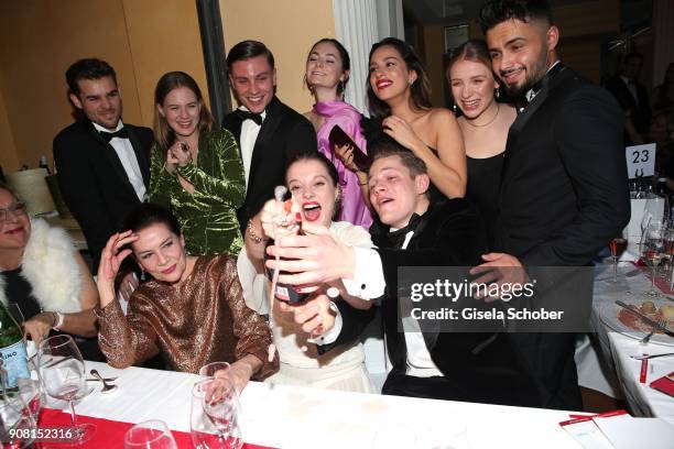 1st row: Hannelore Elsner, Jella Haase, Max von der Groeben , 2nd row: Lucas Reiber , Alicia von Rittberg, Jannik Schuemann, Lea van Acken, Gizem...