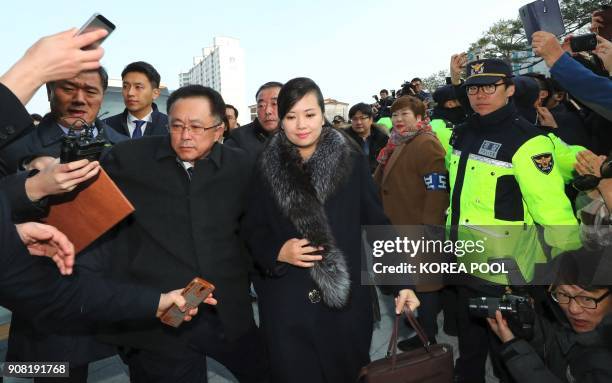 Hyon Song-Wol , leader of North Korea's popular Moranbong band, arrives at the Gangneung Arts Center where one of the planned musical concerts is due...