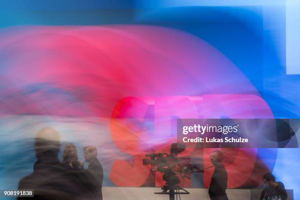 General view of the logo of the Social Democrats at the SPD federal congress on January 21, 2018 in Bonn, Germany. The SPD is holding the congress to...