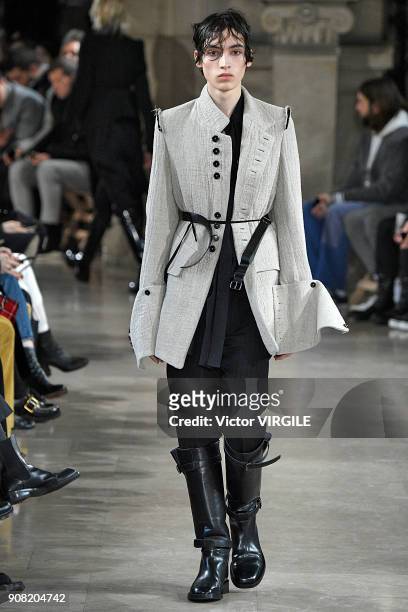 Model walks the runway during the Ann Demeulemeester Menswear Fall/Winter 2018-2019 show as part of Paris Fashion Week on January 19, 2018 in Paris,...