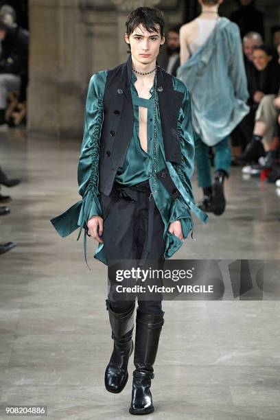 Model walks the runway during the Ann Demeulemeester Menswear Fall/Winter 2018-2019 show as part of Paris Fashion Week on January 19, 2018 in Paris,...