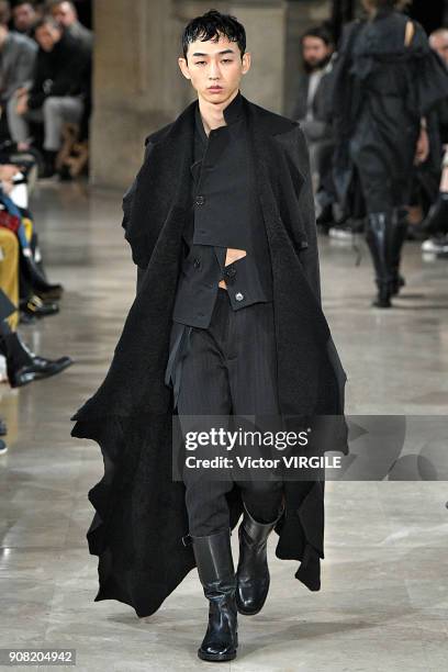 Model walks the runway during the Ann Demeulemeester Menswear Fall/Winter 2018-2019 show as part of Paris Fashion Week on January 19, 2018 in Paris,...