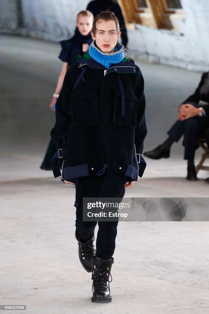 Sacai : Runway - Paris Fashion Week - Menswear F/W 2018-2019