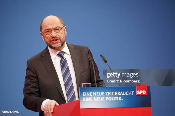 Martin Schulz, leader of the Social Democrat Party , speaks during a party conference in Bonn, Germany, on Sunday, Jan. 21, 2018. German Chancellor...