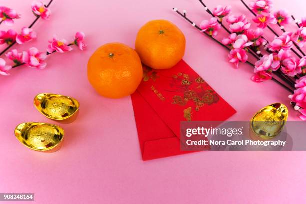 chinese new year background concept - gold bullion room fotografías e imágenes de stock