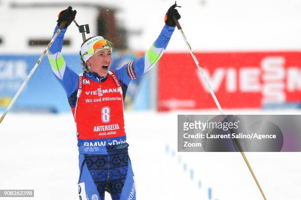 Darya Domracheva of Belarus takes joint 1st place during the IBU Biathlon World Cup Men's and Women's Mass Start on January 21, 2018 in...