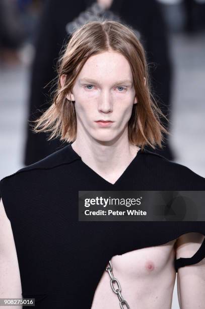 Matt Pitt 426 Matthew Pitt Stock Photos, High-Res Pictures, and Images - Getty Images