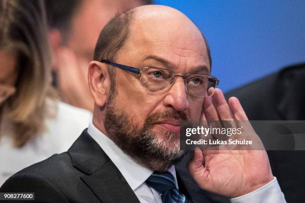 Martin Schulz, head of the German Social Democrats , reacts during the SPD federal congress on January 21, 2018 in Bonn, Germany. The SPD is holding...