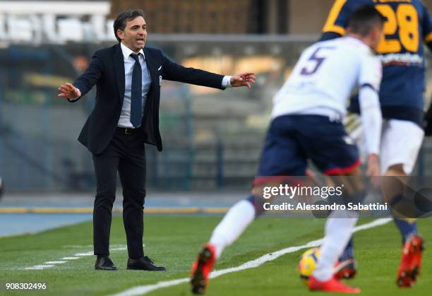 Head coach Fabio Pecchia of Hellas Verona issues instructions to his players during the serie A match between Hellas Verona FC and FC Crotone at...